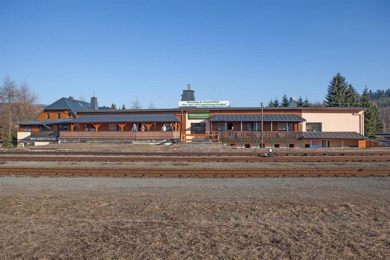 Pension An Der Erzgebirgsbahn Oberwiesenthal Exterior photo